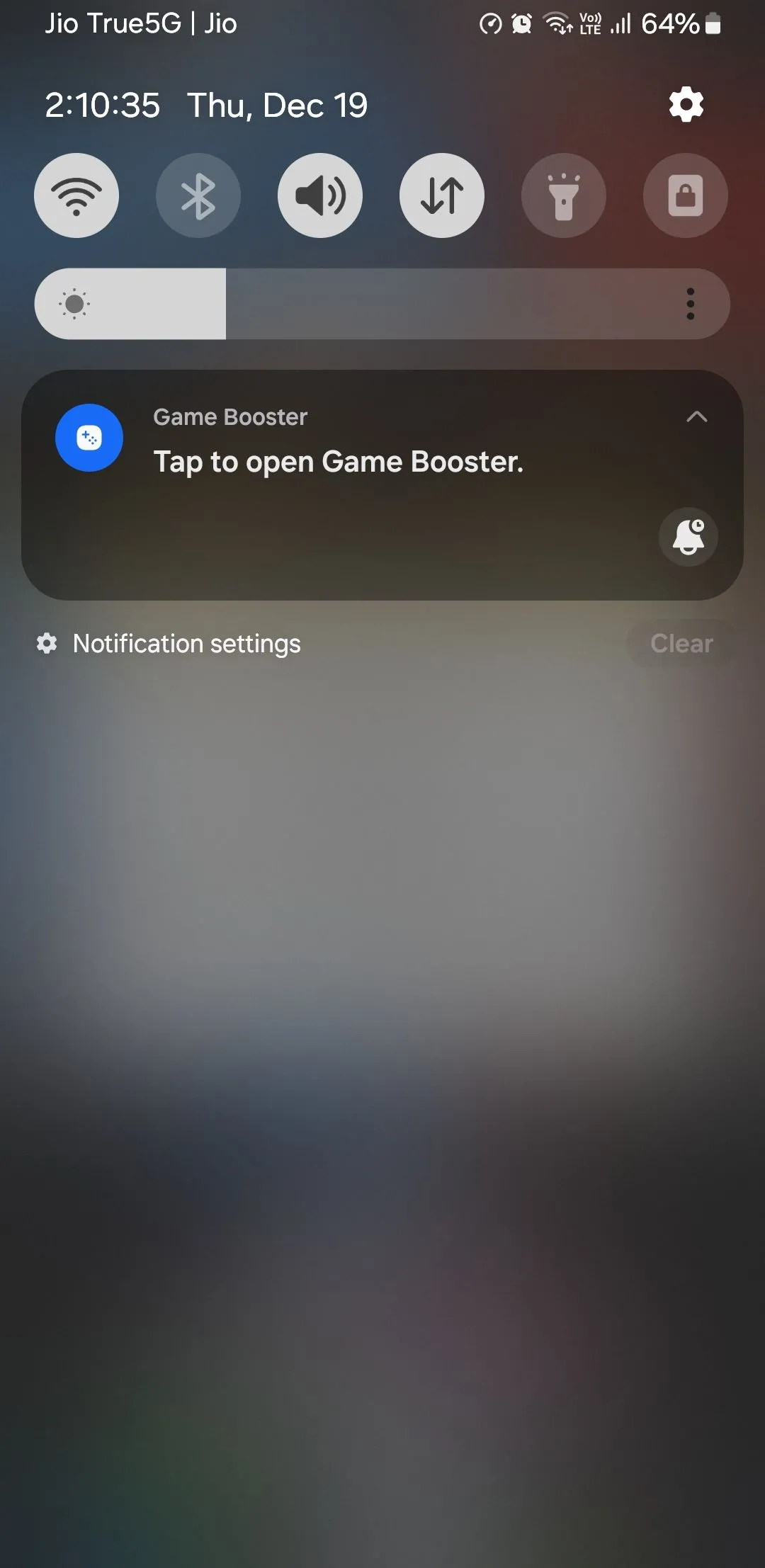 Thông báo Game Booster hiển thị khi chơi game trên điện thoại Samsung để tối ưu hiệu suất
