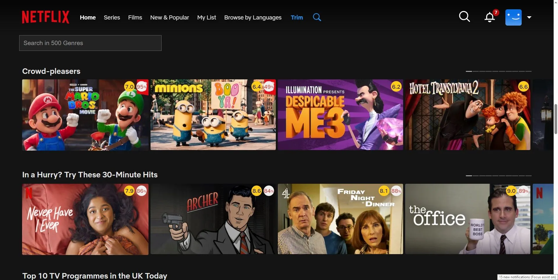 Tiện ích Chrome Trim hiển thị trực tiếp điểm đánh giá IMDB và Rotten Tomatoes trên giao diện Netflix, giúp người dùng dễ dàng lựa chọn phim.