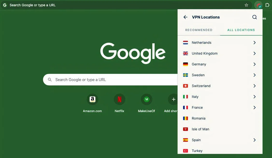 Tiện ích mở rộng ExpressVPN trên trình duyệt, minh họa việc bảo vệ dữ liệu khi duyệt web.