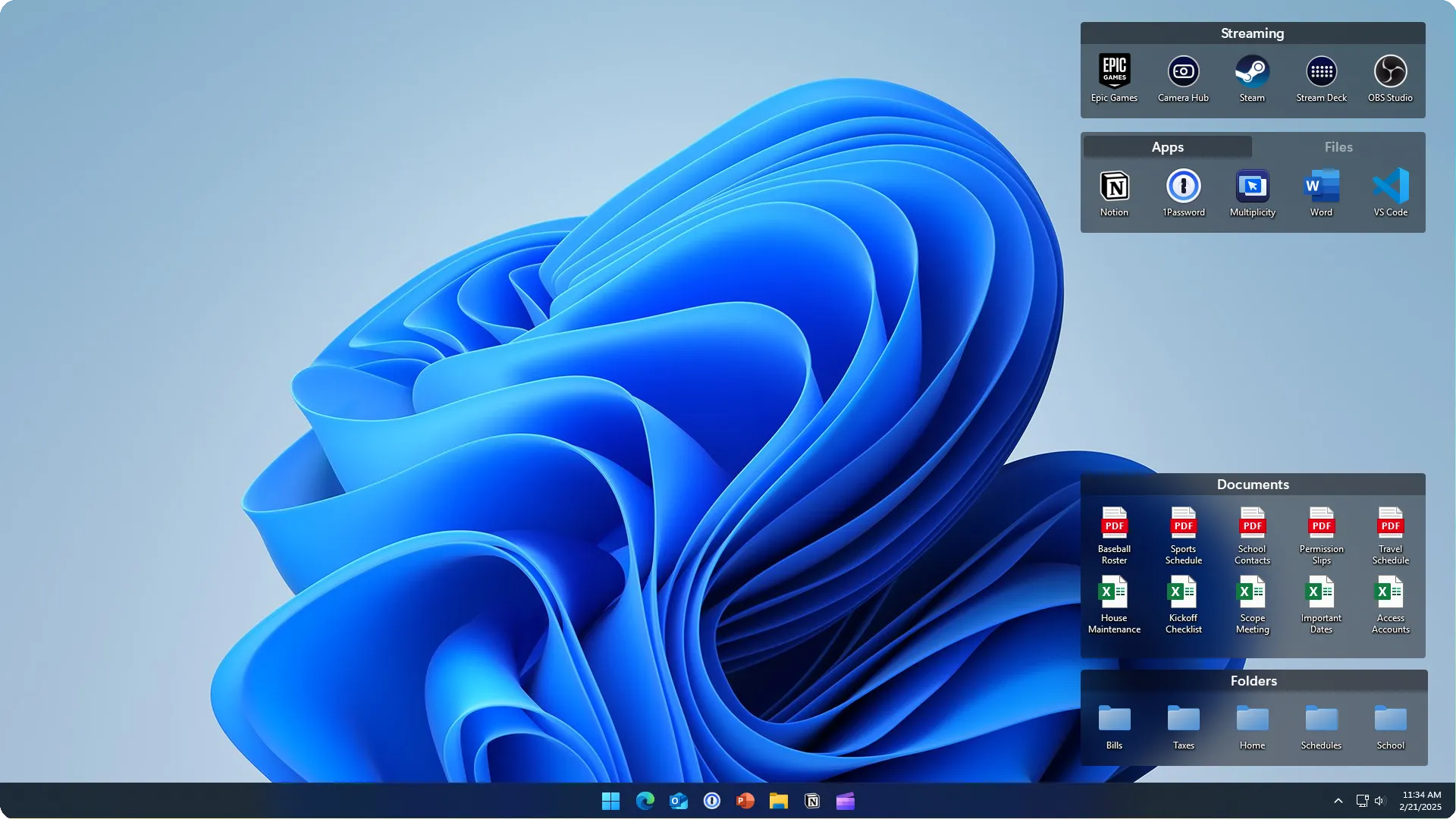 Tổ chức desktop Windows 11 với phần mềm Fences, hiển thị các khung nhóm tùy chỉnh cho tệp và lối tắt