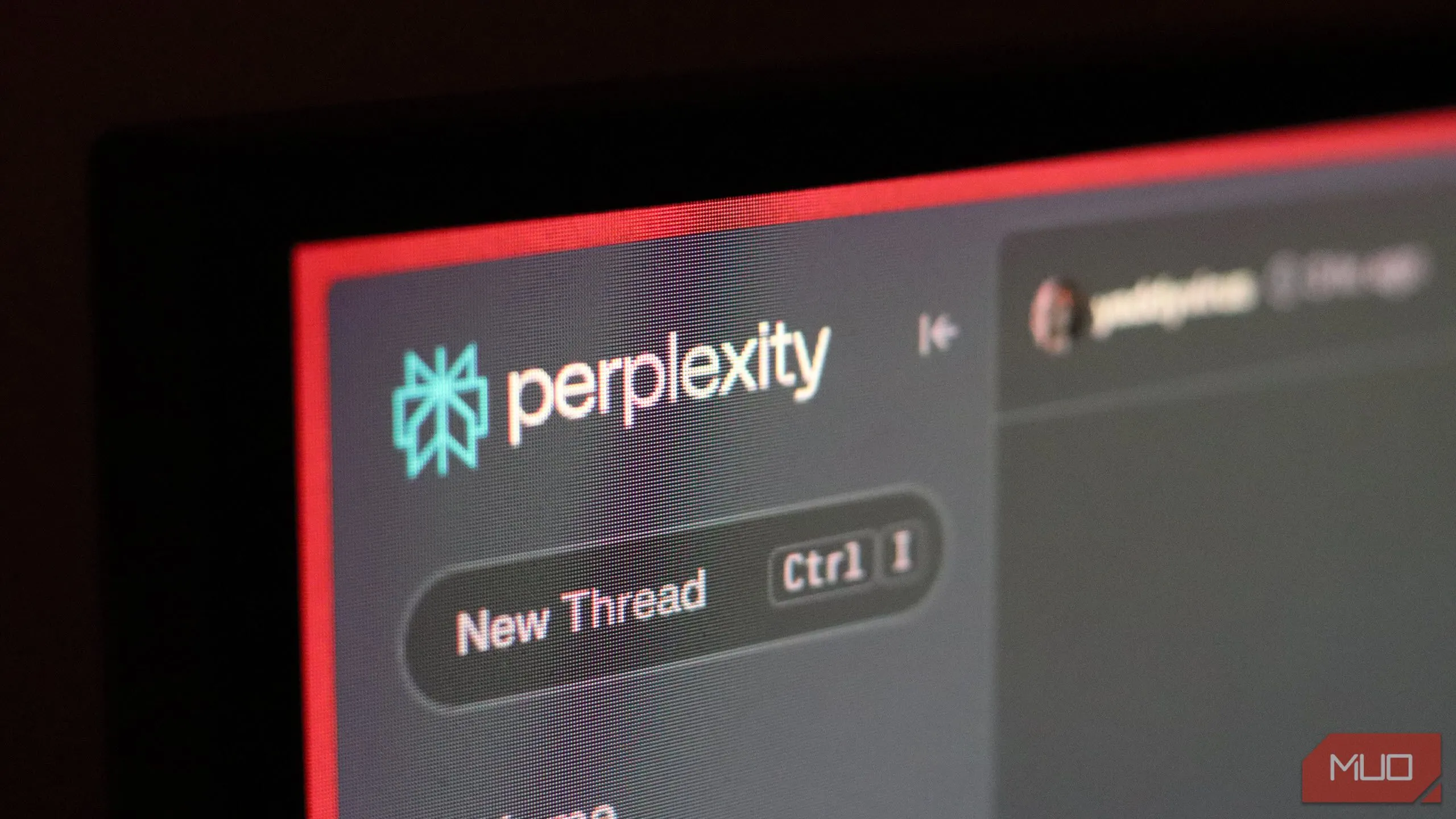 Trang web Perplexity đang mở trên trình duyệt, minh họa giao diện của một công cụ AI hỗ trợ tìm kiếm và tổng hợp thông tin.