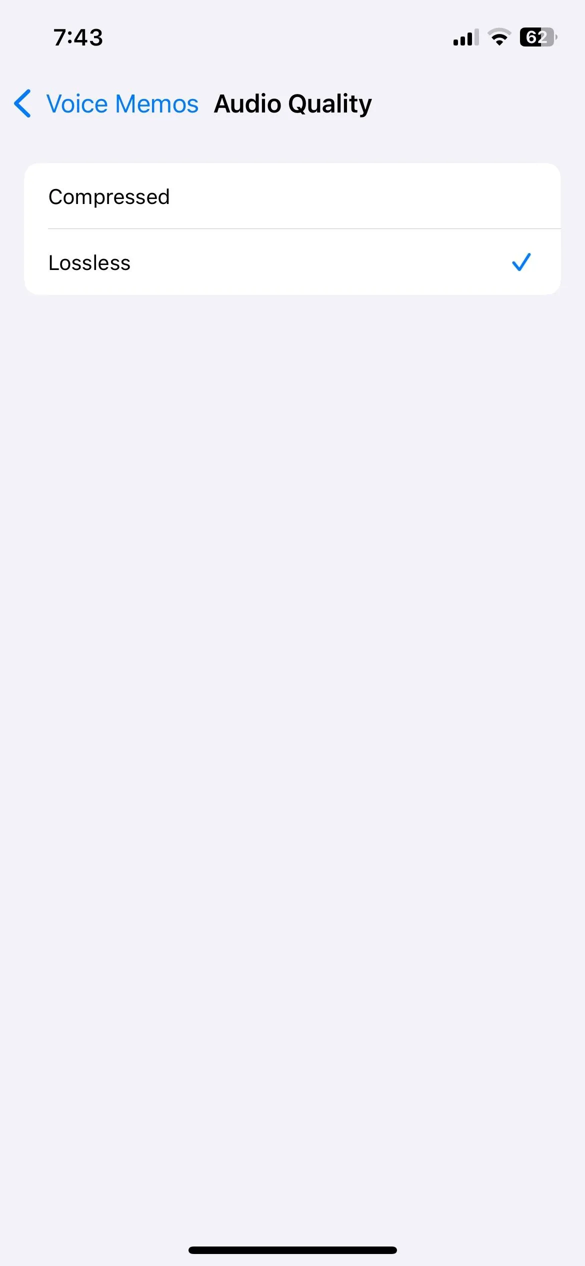 Tùy chọn chất lượng âm thanh Lossless được chọn trong cài đặt ứng dụng Ghi âm iPhone