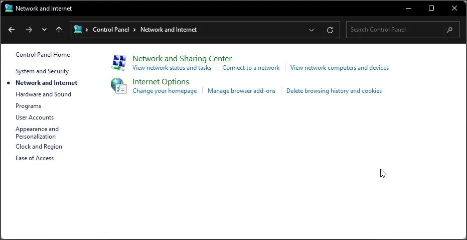 Tùy chọn Mạng và Internet trong Control Panel trên Windows 11 để truy cập cài đặt Internet Options