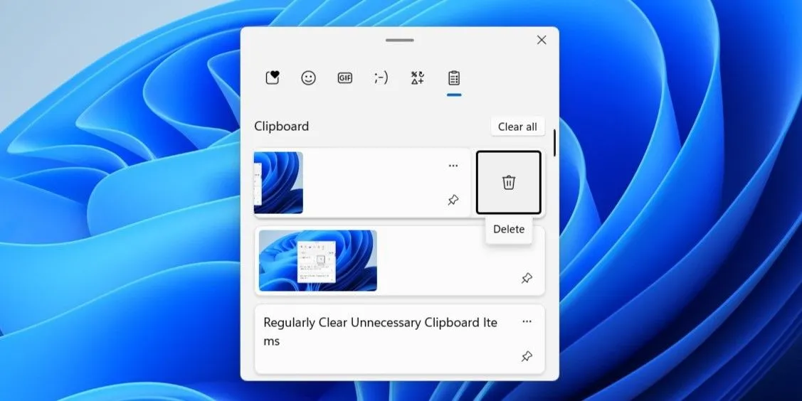 Tùy chọn xóa từng mục và nút &quot;Xóa tất cả&quot; trong ứng dụng Clipboard của Windows 11.