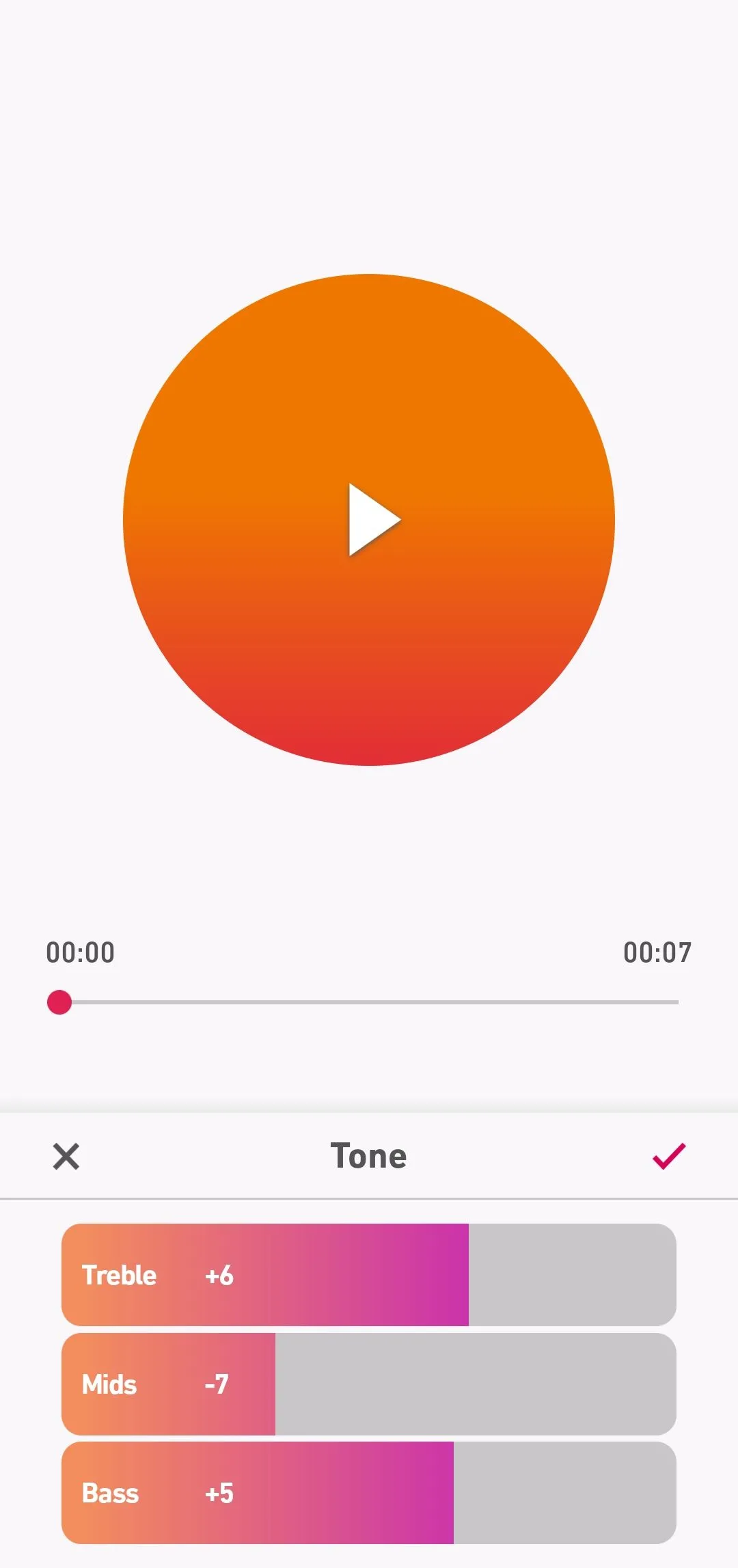 Ứng dụng Dolby On với thanh trượt điều chỉnh âm Bass, Treble và Mids thủ công