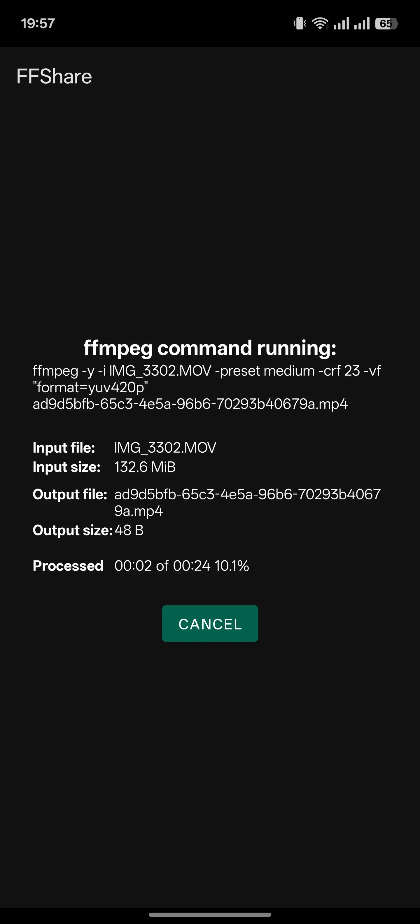 Ứng dụng FFShare trên Android hiển thị quá trình nén file đang diễn ra, giúp giảm dung lượng media