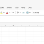 Ví dụ hàm LAMBDA "Calculator" trong Excel hiển thị cách tính điểm học sinh tự động