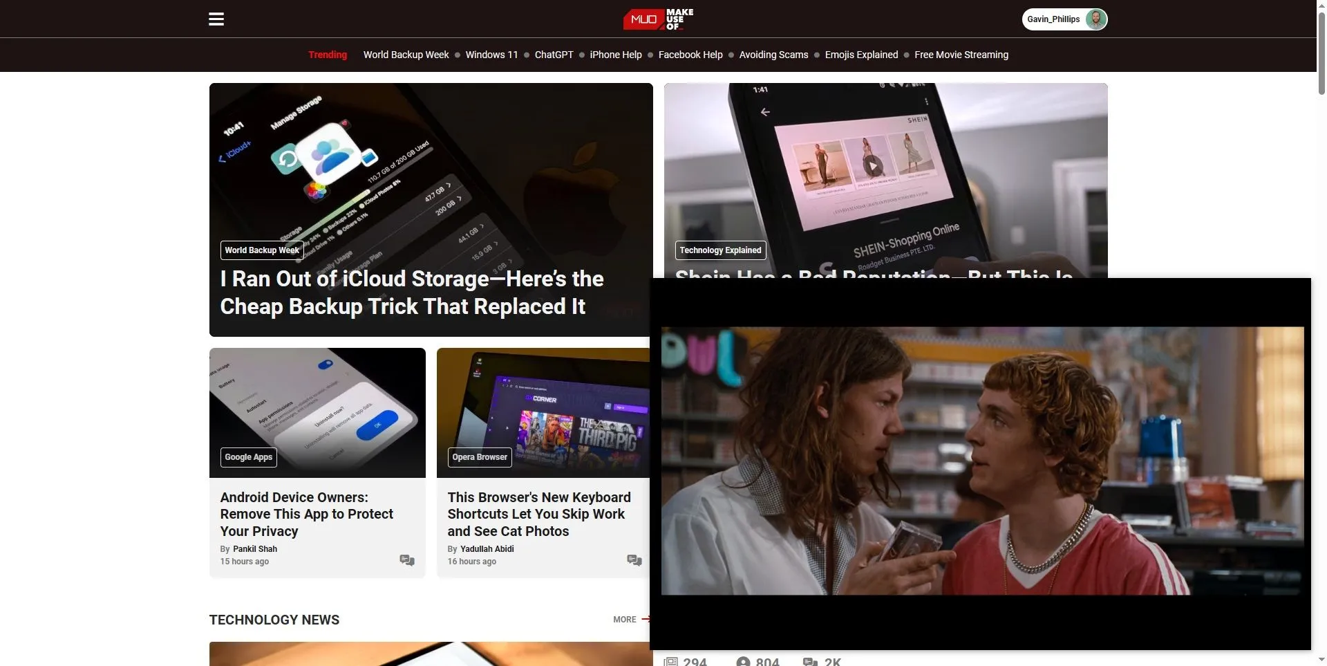 Ví dụ tiện ích Chrome Picture-in-Picture cho Netflix hiển thị phim trong cửa sổ nổi, hỗ trợ người dùng vừa xem vừa làm việc.